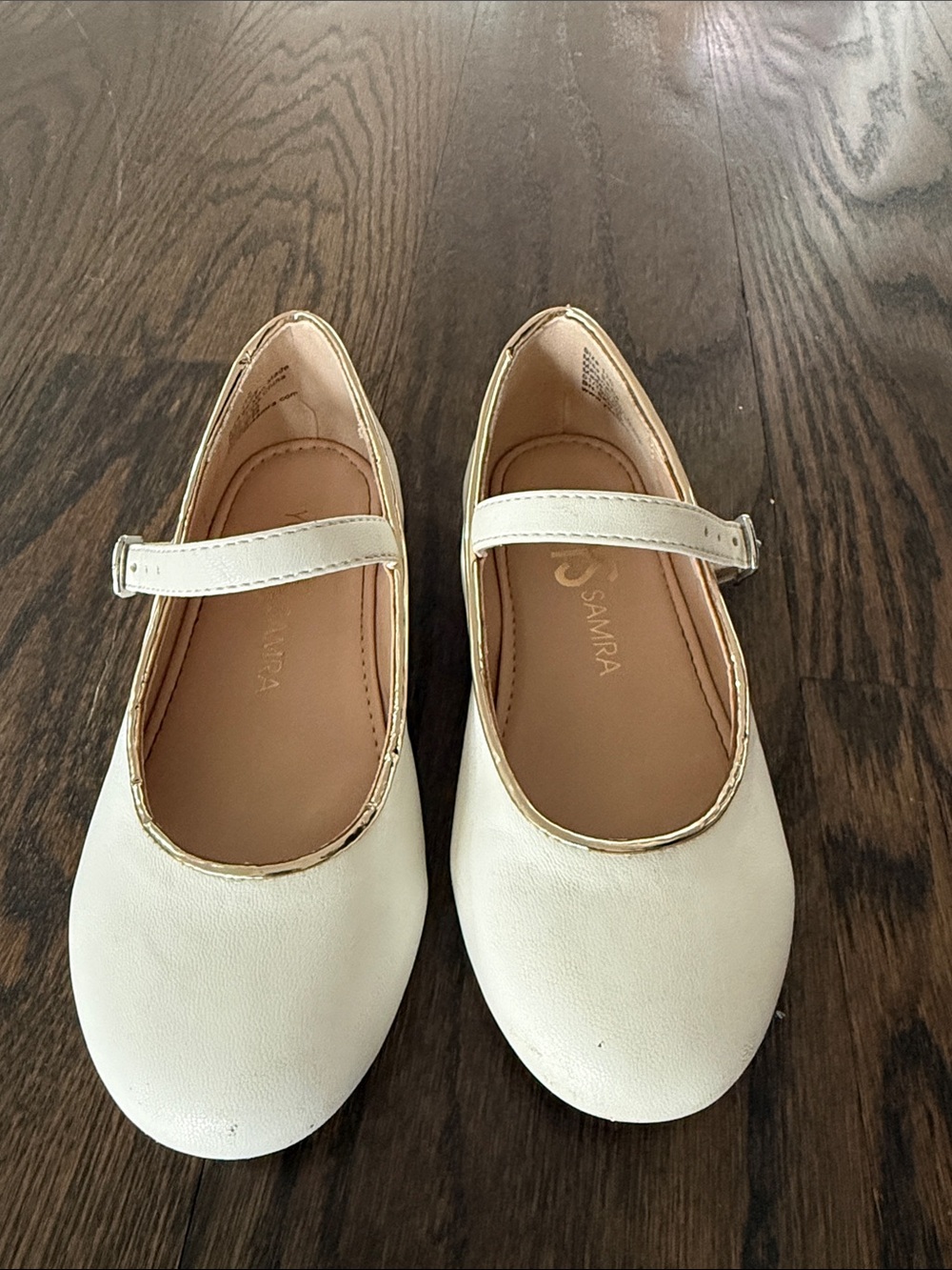 Girls' White Mary Jane Shoes with Gold Trim